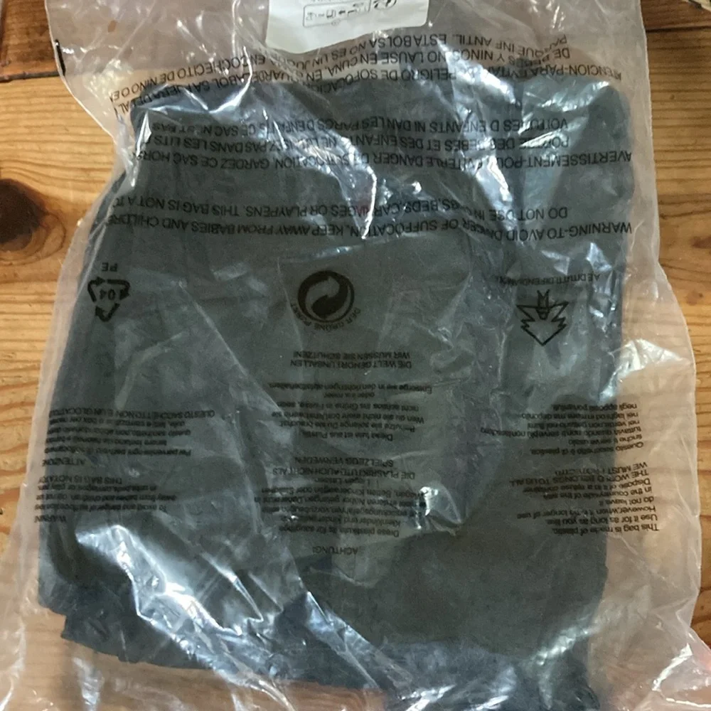 Women's High Waist With Pocket Leggings, Stretchy, and quick Dry - Picture 8 of 8